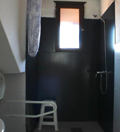 Номер Стандарт Совместная Ванная, Albergue Alto Da Pena Exclusive For Pilgrims