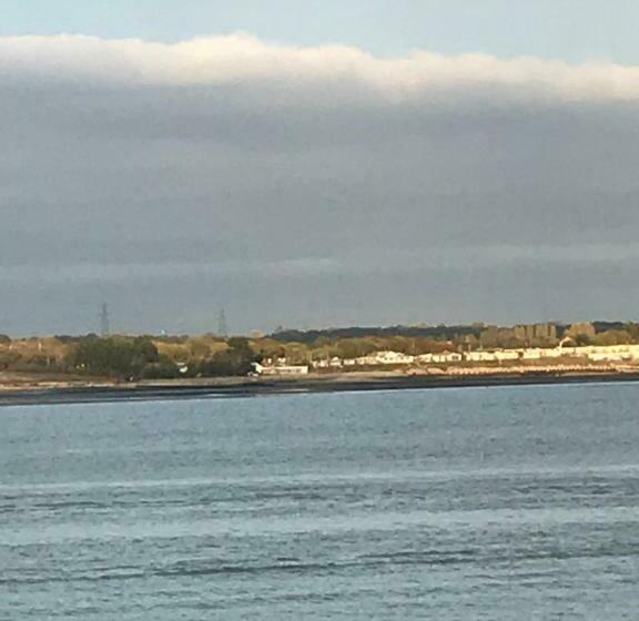غرفة قياسية مطلّة علي البحر, Cove Cott