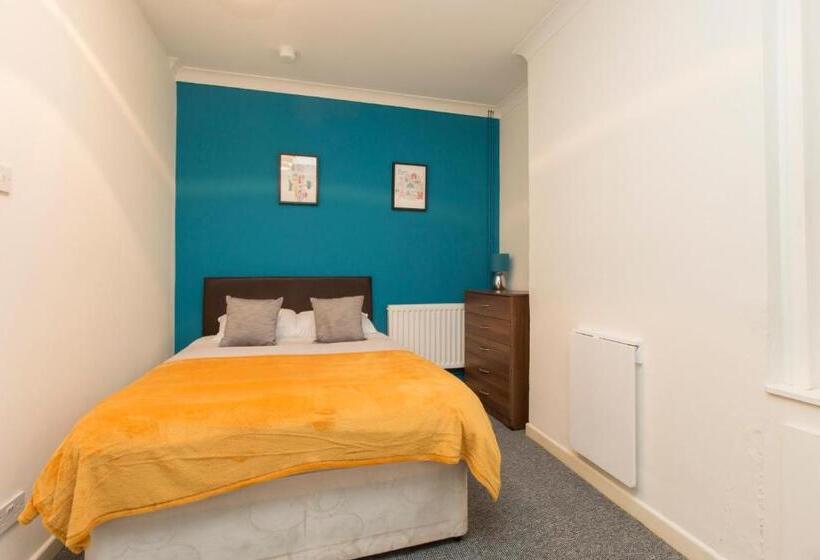 اتاق استاندارد با سرویس بهداشتی مشترک, Townhouse @ Edleston Road Crewe