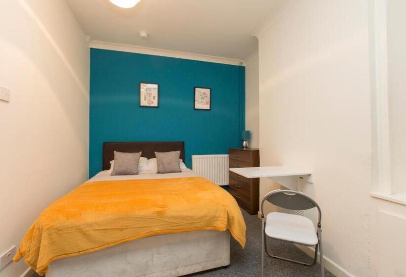 اتاق استاندارد با سرویس بهداشتی مشترک, Townhouse @ Edleston Road Crewe