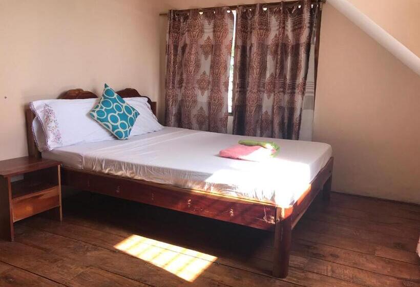 バス共有のスタンダードルーム, Pescador View   Beach Resort & Restaurant