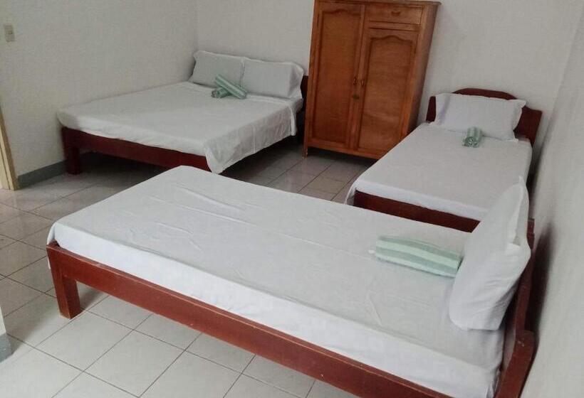Семейный Номер, Pescador View   Beach Resort & Restaurant