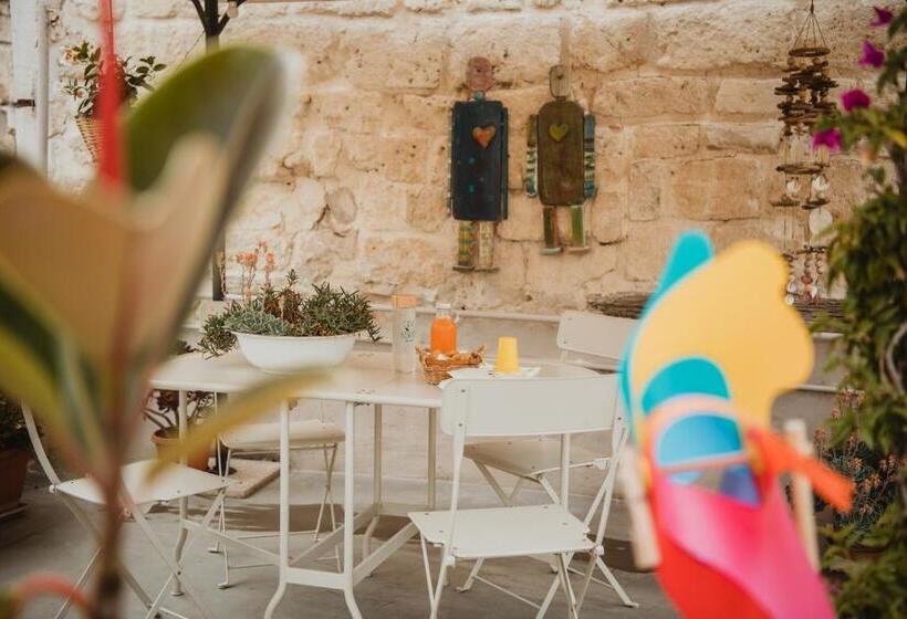 خانه 1 خوابه, Casa Romito