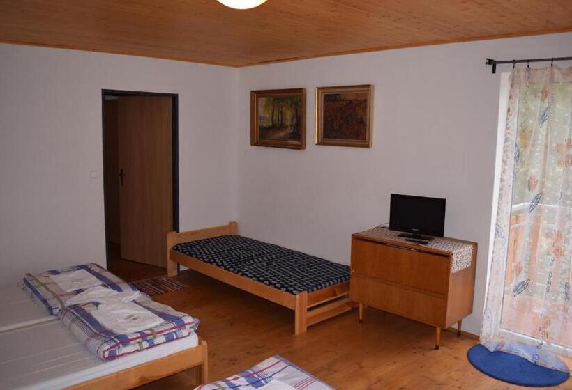 Четырехместный Номер Стандарт, Penzion Slunečno