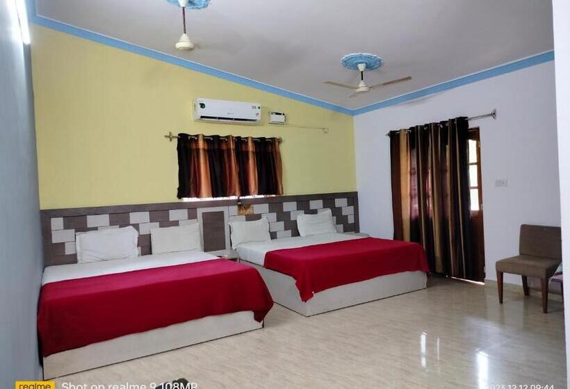 Номер Deluxe Кровать Кинг, Calangute Suites