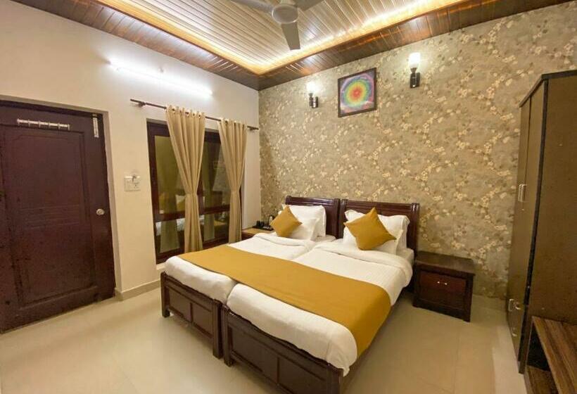 اتاق استاندارد, Nirvana Palace Rishikesh