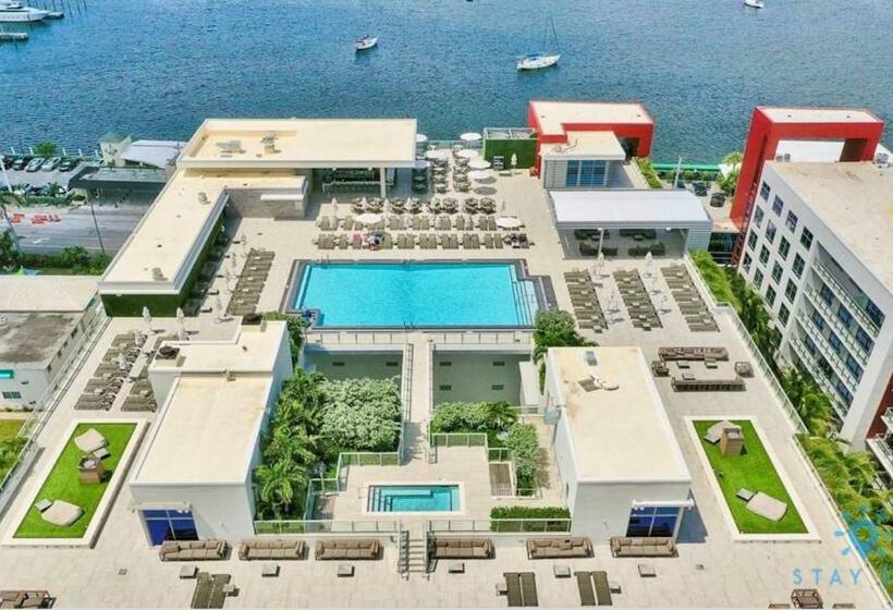 בית, חדר שינה 1, Hot Tub & Rooftop Pool  Near Beach