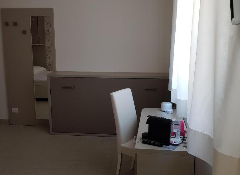 اتاق استاندارد, Eden Room