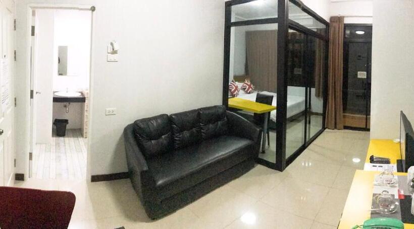 스위트, The Icon Service Apartment