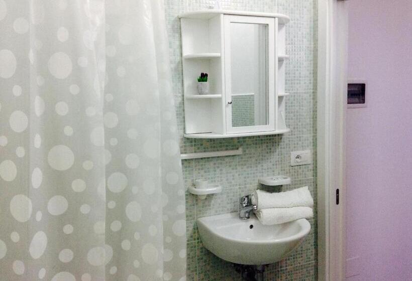 Номер Стандарт, B&b Linda