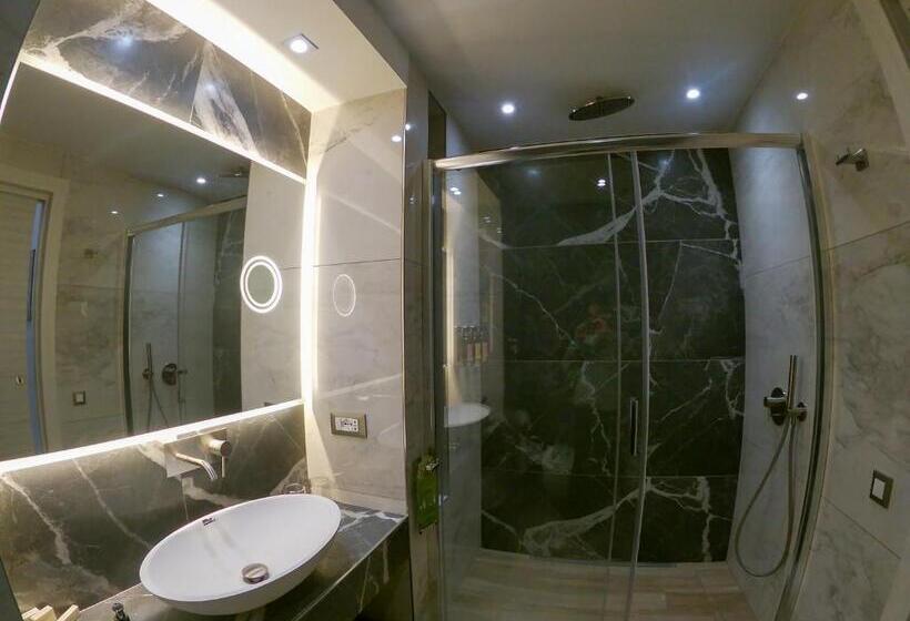 اتاق استاندارد با بالکن, Municipio Luxury Suite