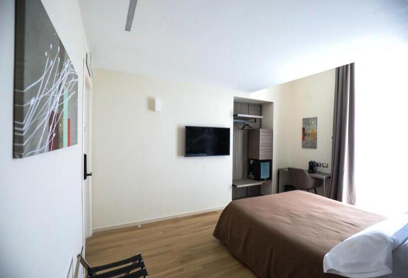 اتاق استاندارد با بالکن, Municipio Luxury Suite