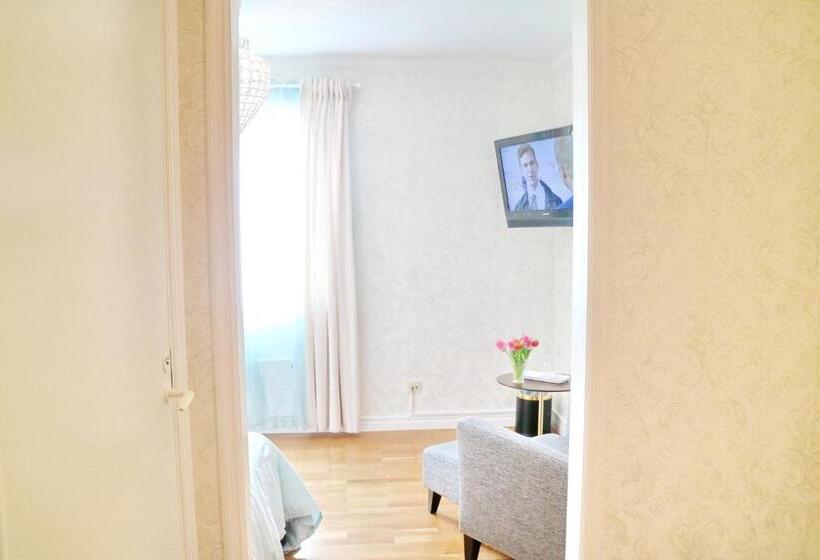 اتاق استاندارد یک نفره, Vänerport Lakefront Hotell