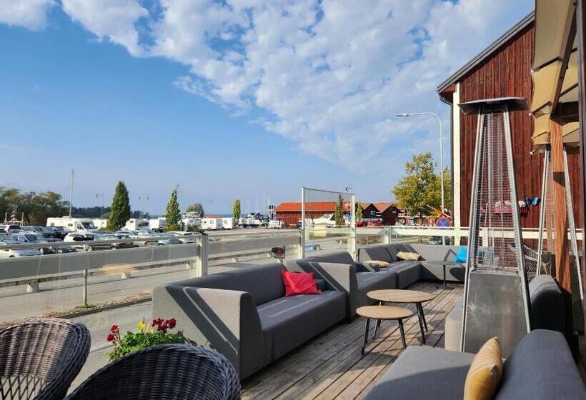 اتاق استاندارد یک نفره, Vänerport Lakefront Hotell