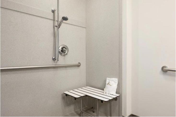 适合残疾人士使用的套间, Petrostay Inn & Suites Cotulla