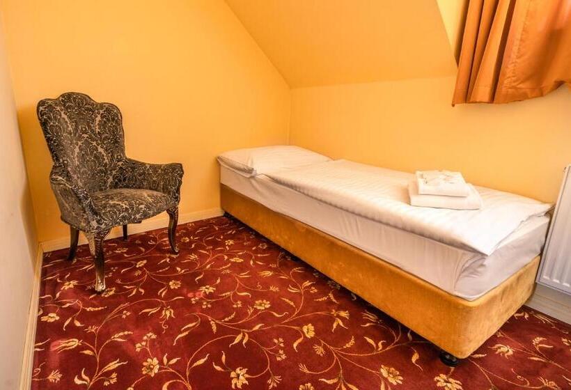 舒适三人间, Spa Hotel Vita