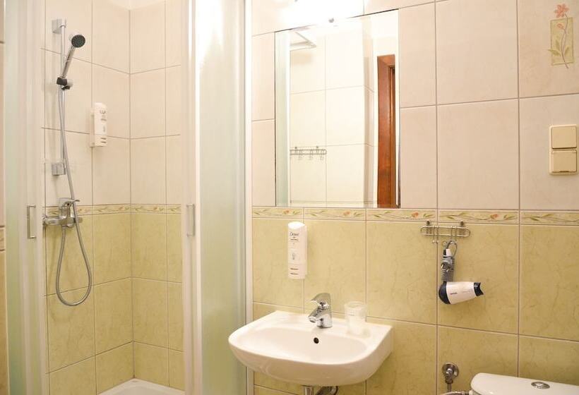 Семейный Номер, Wenderedu Business Center