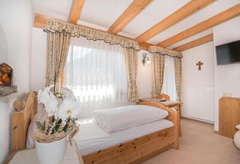 标准单人间, Mineralienhotel Natznerhof