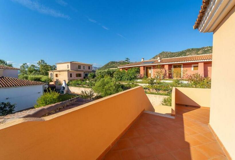 Apartamento 1 Dormitório, Iss Travel, L Uddastru Panoramic Apartments   With Private Outdoor Terrace