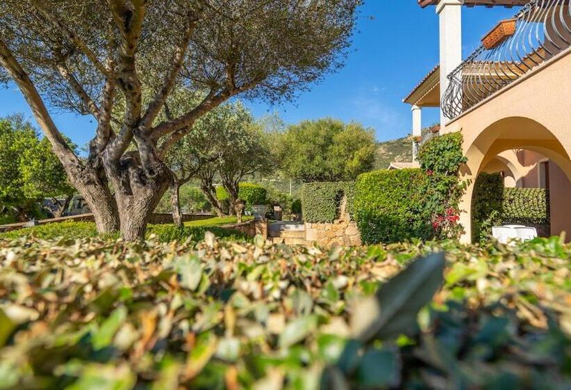 Apartamento 2 Dormitórios, Iss Travel, L Uddastru Panoramic Apartments   With Private Outdoor Terrace