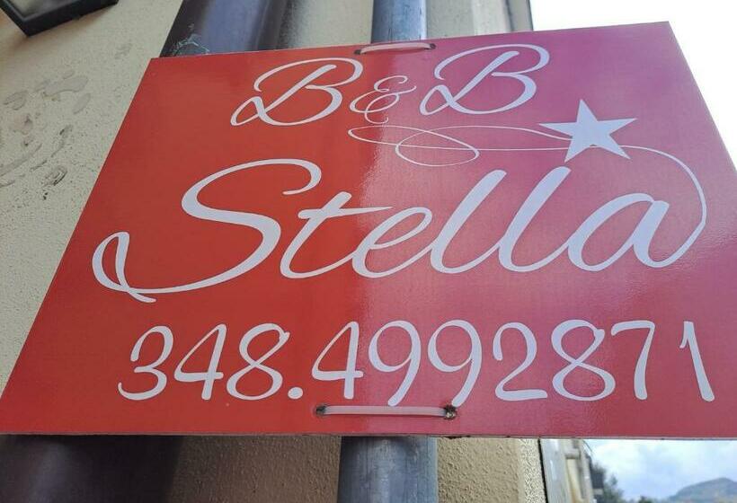 غرفة قياسية مزوَّدة بشُرفة, Stella