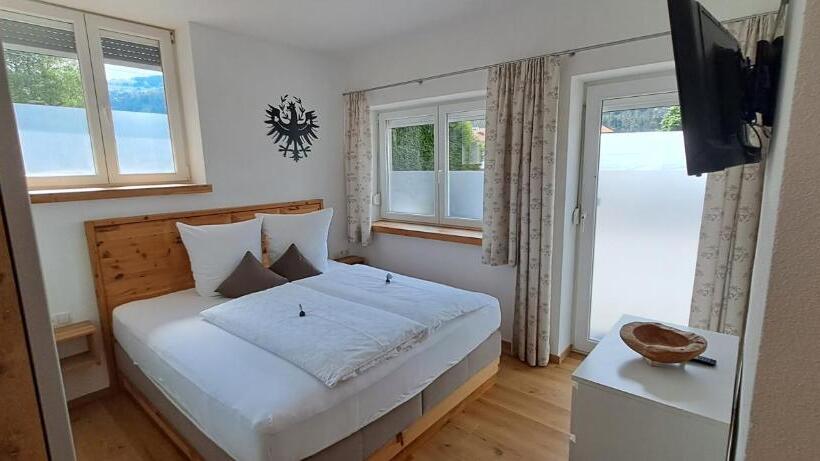 Апартаменты 1 Спальня Нижний Этаж, Haus Tirol Appartements