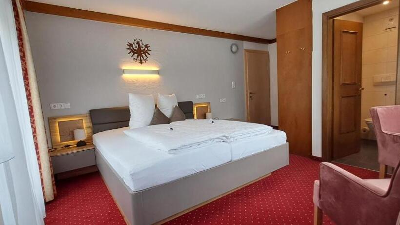 Апартаменты 3 Спальни, Haus Tirol Appartements