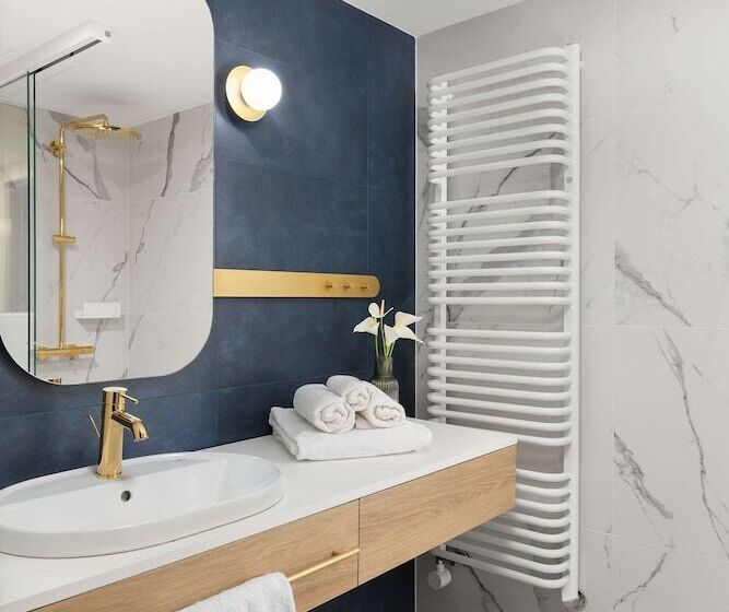 Номер Стандарт, Royal Tulip Warsaw Centre