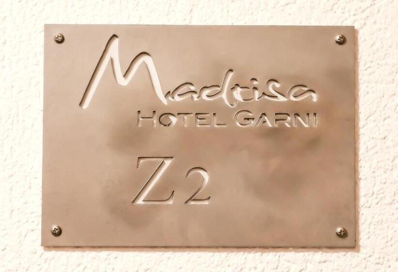 اتاق استاندارد, Garni Madrisa