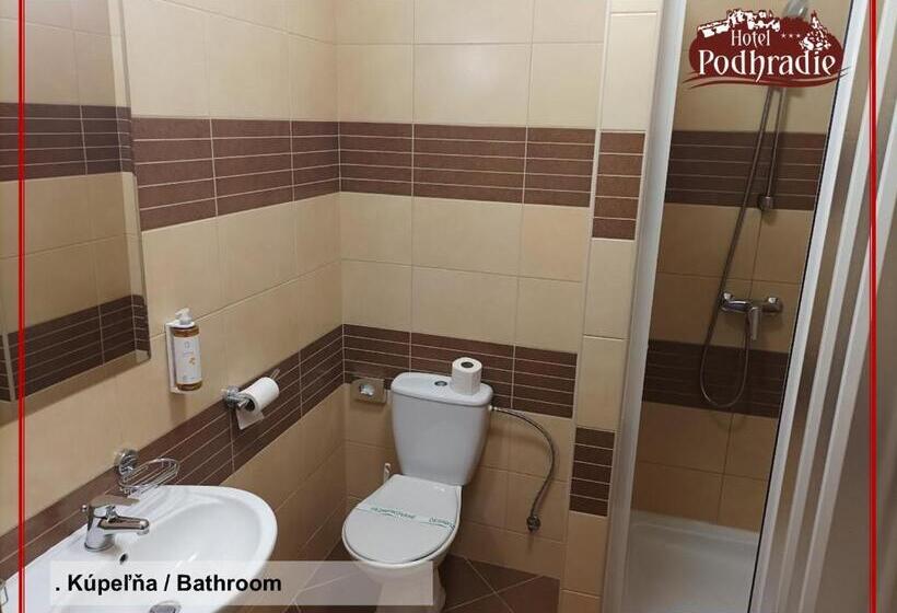 غرفة قياسية فردية, Podhradie