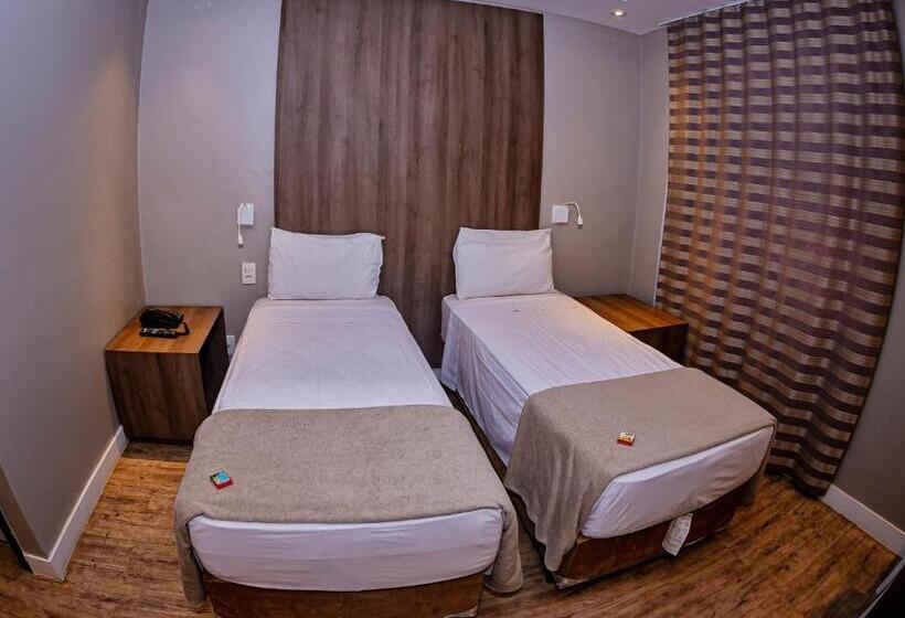 Номер Deluxe, The