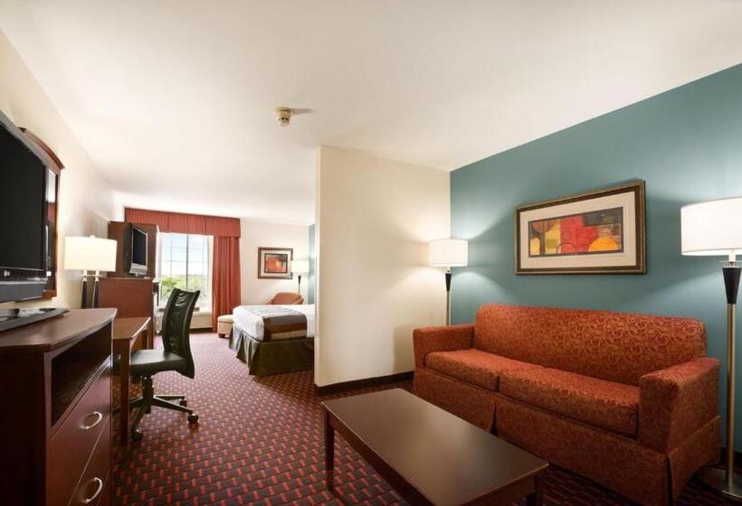 Люкс, Wingate By Wyndham San Marcos