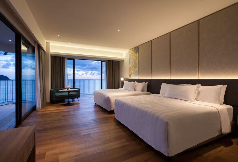 Номер Премиум, Parkroyal Langkawi Resort