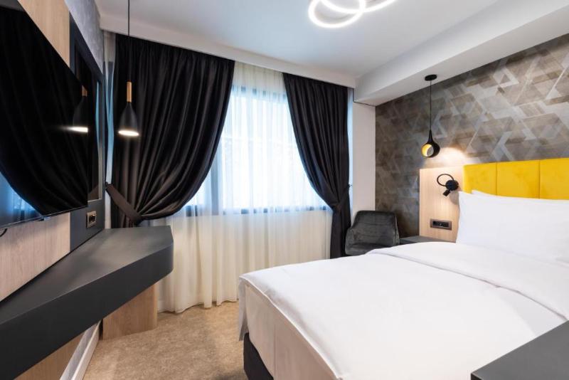 Standard Single Room, Ramada By Wyndham Slatina Parc