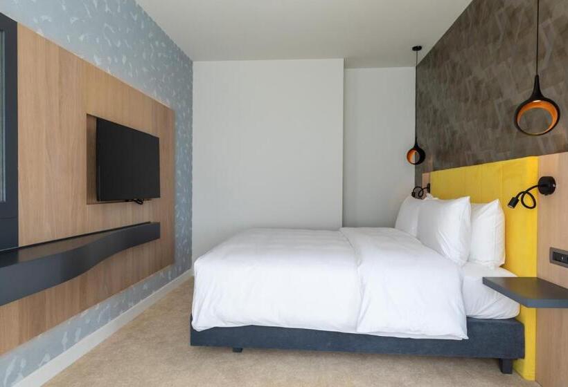 Номер Стандарт Индивидуальный, Ramada By Wyndham Slatina Parc