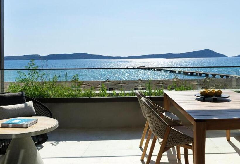 Люкс Кровать Кинг, W Costa Navarino