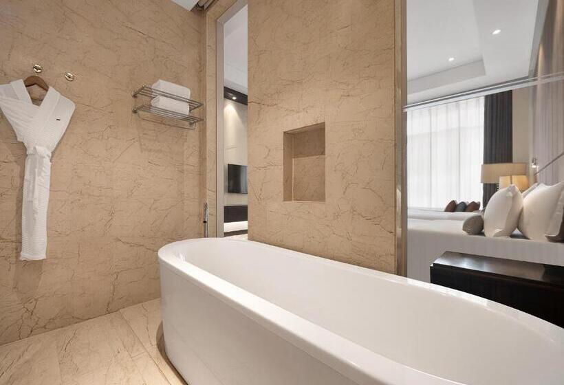 带大床的豪华间, Gran Melia Xian