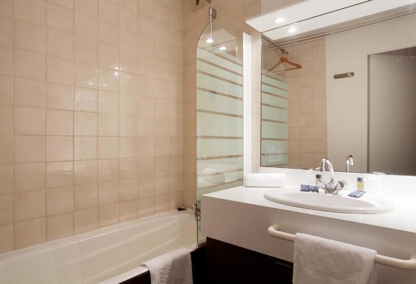 Четырехместный Номер Стандарт, Hôtel Club Mmv Le Panorama