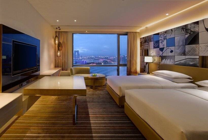 Номер Клуб, Hyatt Regency Suzhou