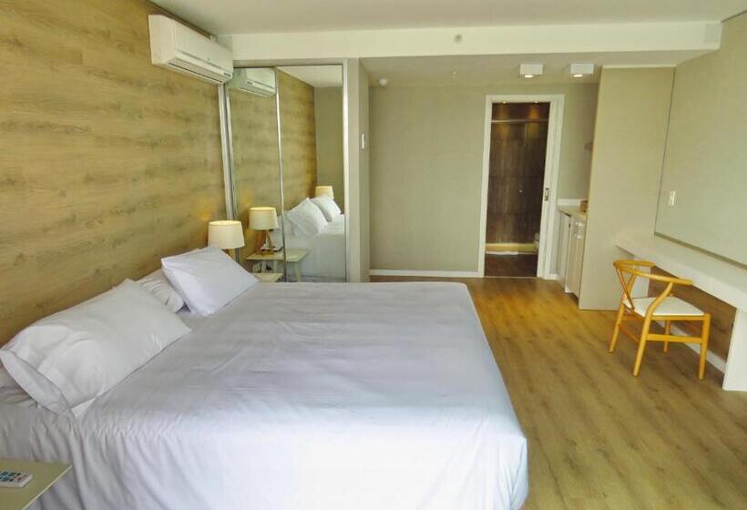 Номер Deluxe с Балконом, Smart Hotel Montevideo