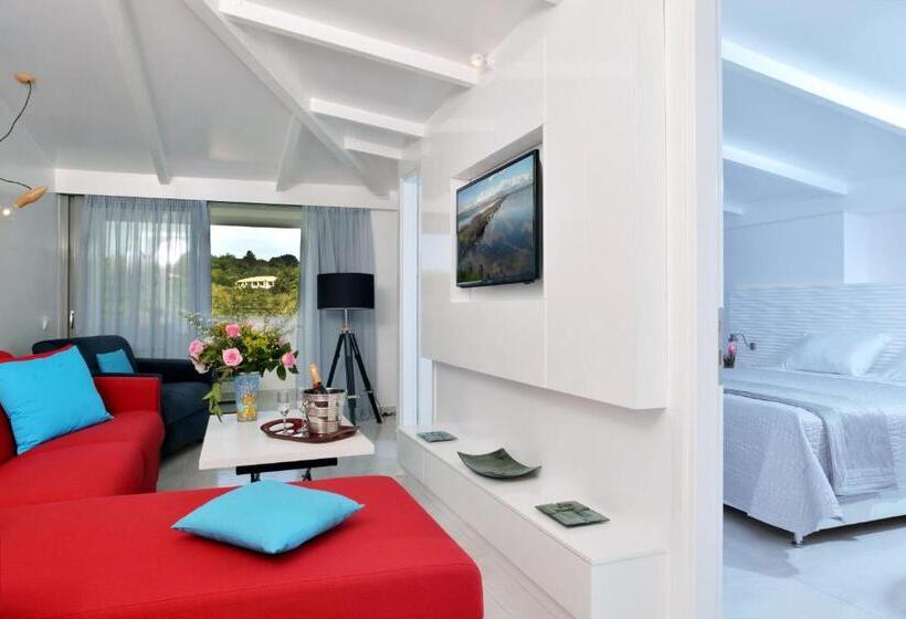 Люкс Superior, TRYP by Wyndham Corfu Dassia