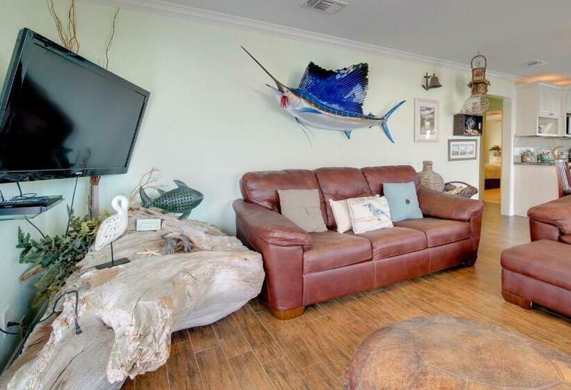 Appartement met 2 Slaapkamers, Mesquite House Upstairs Unit