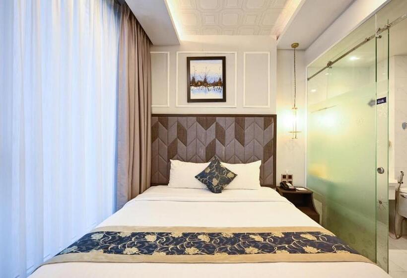 اتاق لوکس با چشم‌انداز شهر, Cicilia City Hotel Saigon Center