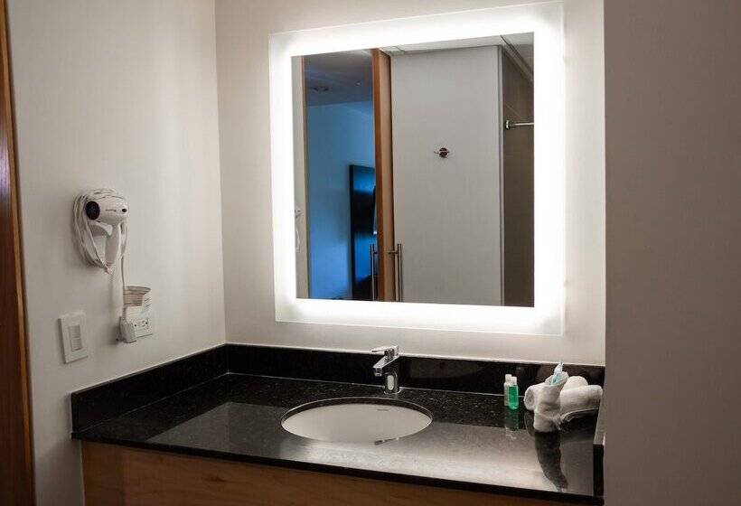 标准间带双人床, Holiday Inn Express Managua, An Ihg