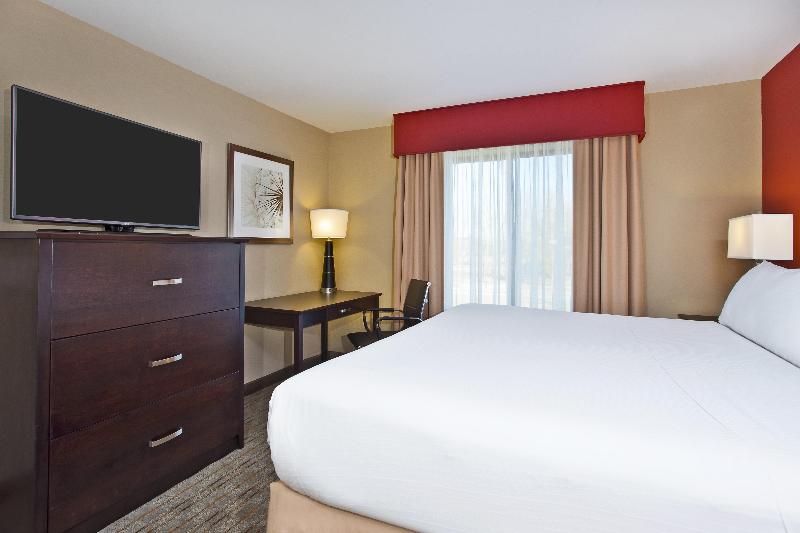 Стандартный Номер Кровать Кинг, Holiday Inn Express & Suites Springfield, An Ihg