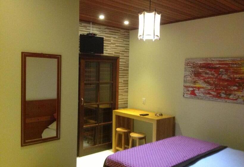 标准间带阳台, Pousada A Cabana