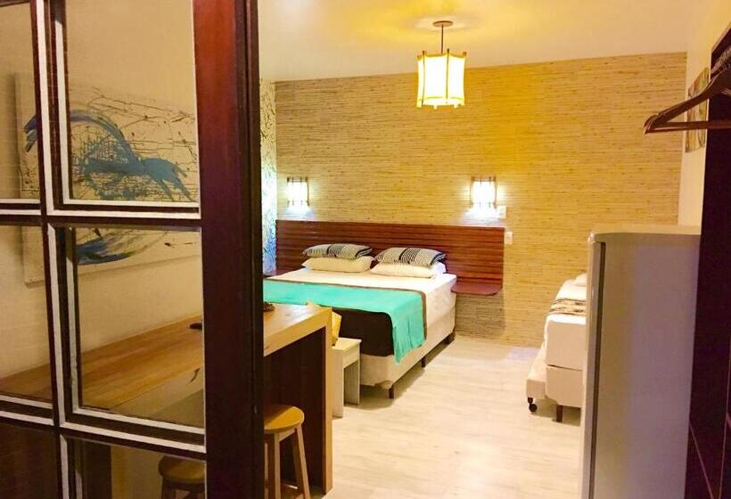 带阳台标准四人间, Pousada A Cabana
