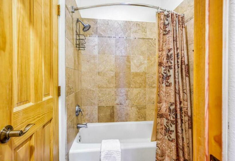 Апартаменты 1 Спальня, Sweet Retreat