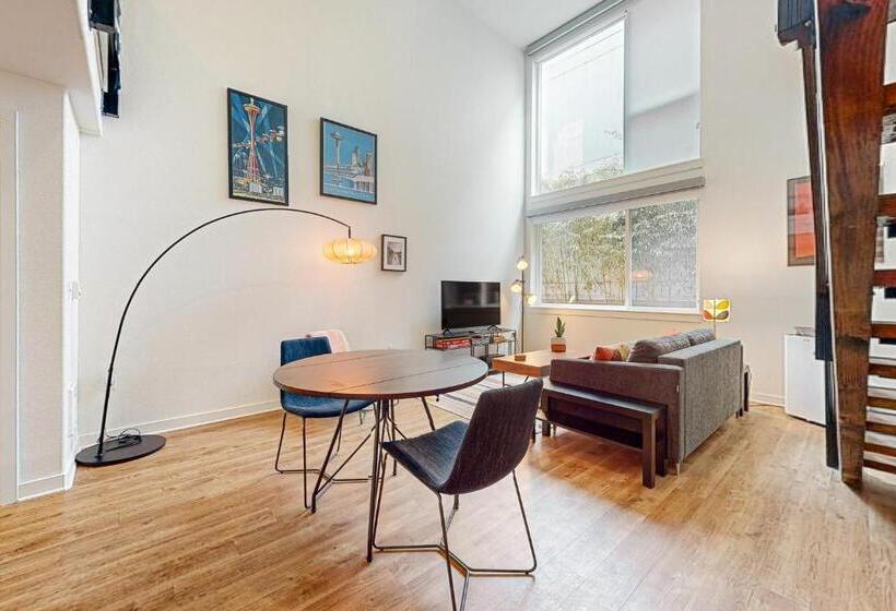 １ベッドルームアパートメント, Central Loft