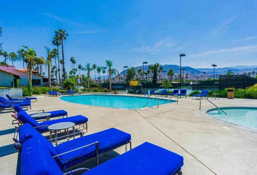 ２ベッドルームアパートメント, Rancho Mirage Condo